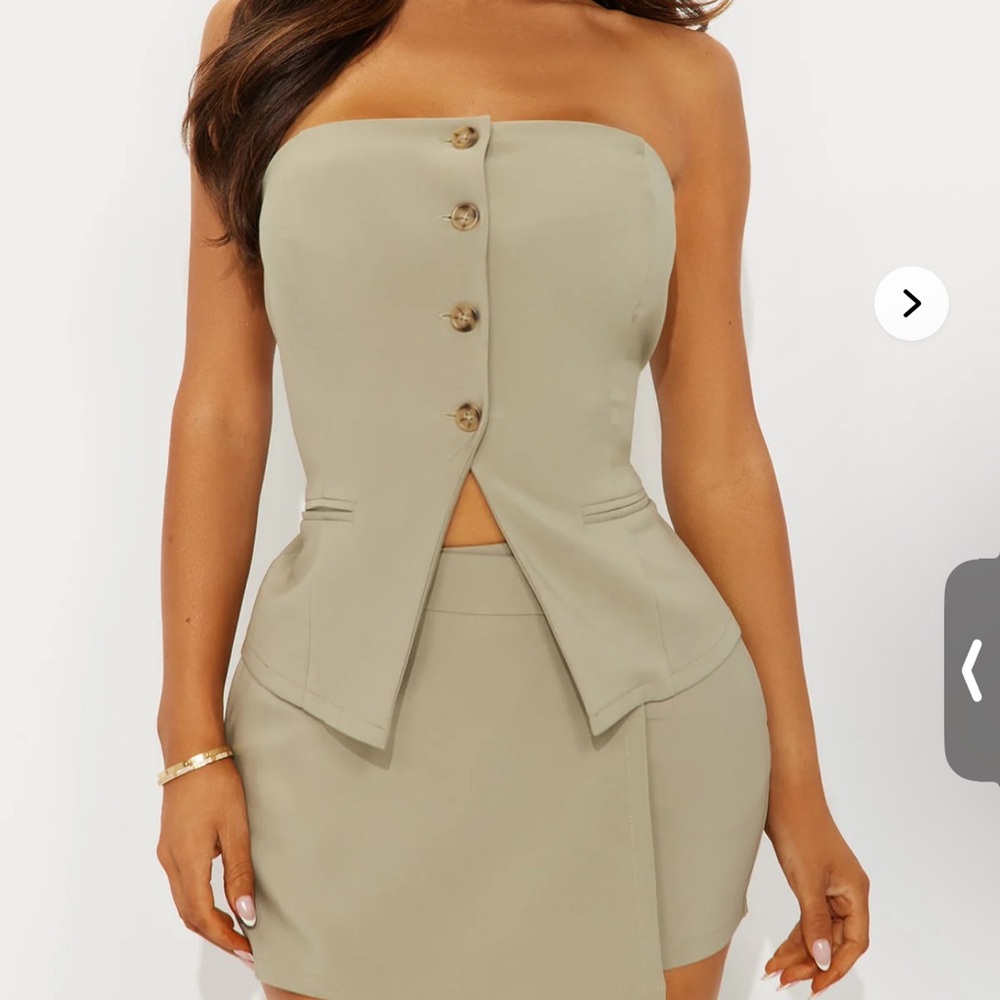 Fashion Nova Beige Strapless Button-Up Top